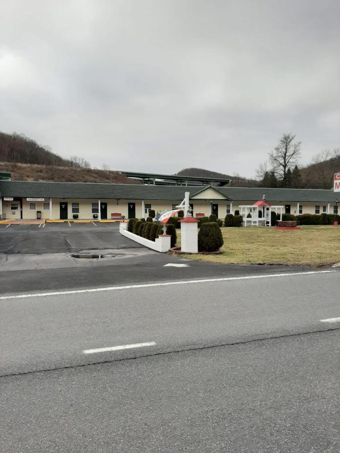 Clarysville Motel Frostburg Exterior photo